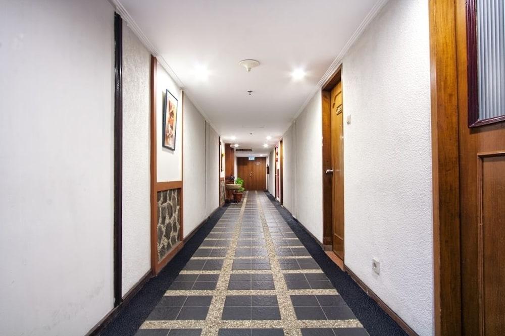 Hotel Sahid Surabaia Exterior foto